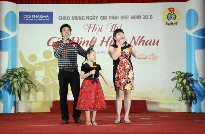 gia dinh hieu nhau 12